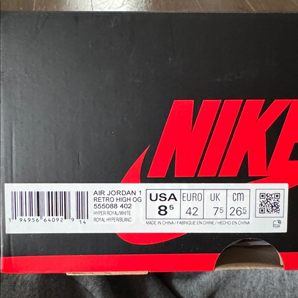 Air Jordan Retro High OG - Huber Royal/White - Picture 2 of 6